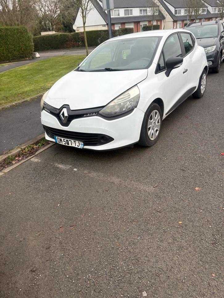 Renault Clio 4 2 zitplaatsen 1.5 DCI Frans voertuig, Auto's, Renault, Particulier, Elektrisch, Ophalen