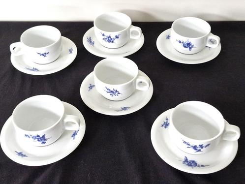 Vieux Baudour - 6 kopjes + onderbordjes gedecoreerd met bloe, Antiek en Kunst, Antiek | Servies los, Ophalen of Verzenden