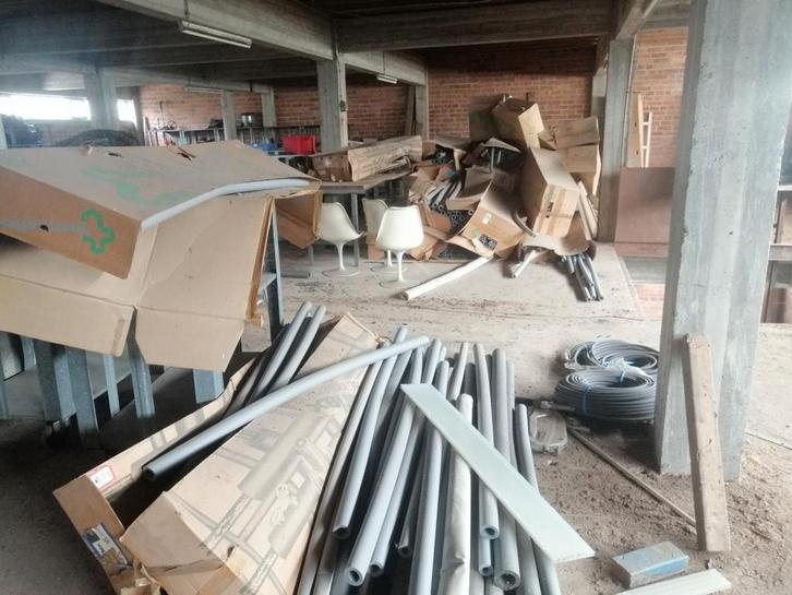 Buisisolatie. Houten balken.  ., Doe-het-zelf en Bouw, Hout en Planken, Zo goed als nieuw, Eiken, Ophalen of Verzenden