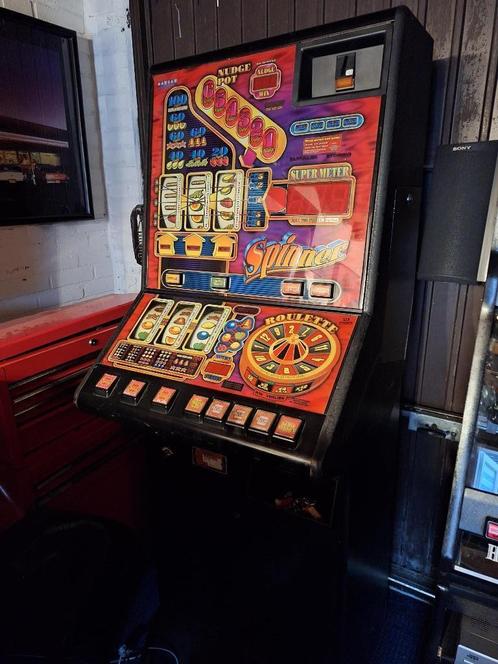 Spinner gokkast (lees tekst) Opruiming, Verzamelen, Automaten | Gokkasten en Fruitautomaten, Gebruikt, Overige munten, Ophalen