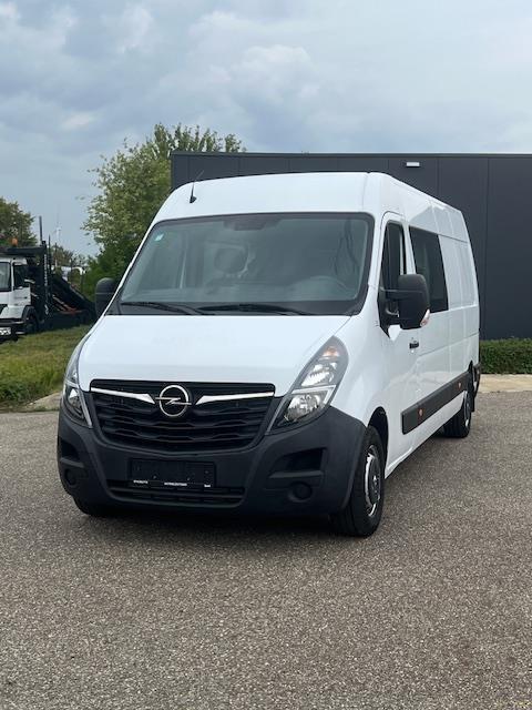 Opel Movano Dubbelcabine/ Trekhaak/, Auto's, Bestelwagens en Lichte vracht, Particulier, ABS, Airbags, Bluetooth, Boordcomputer