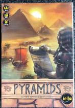 Pyramides neuves, Trois ou quatre joueurs, Iello, Enlèvement ou Envoi, Neuf