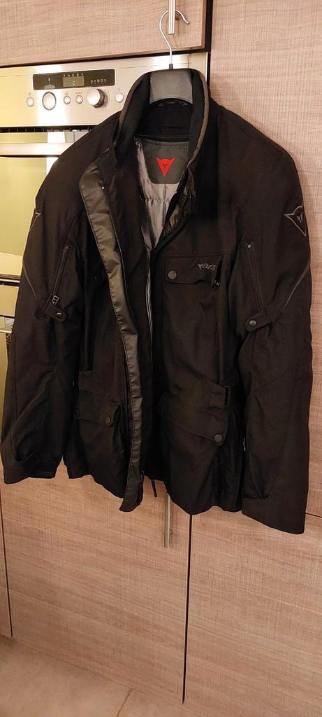 Veste de moto taille 54 avec doublure intérieure DAINESE, Motos, Vêtements | Vêtements de moto, Manteau | tissu, Hommes, Seconde main
