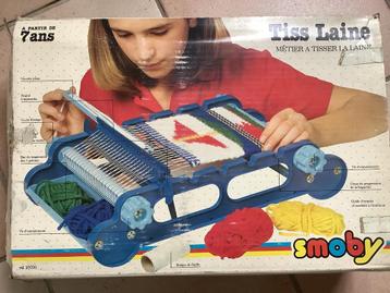 Speelgoed voor wandtapijten beschikbaar voor biedingen