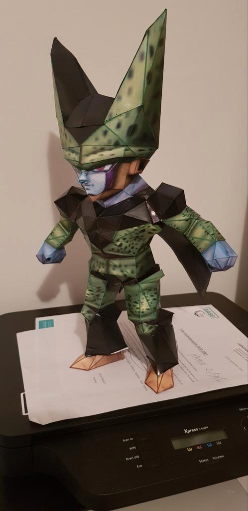 Figurines papercraft dragonball cell form 3, Verzamelen, Beelden en Beeldjes, Ophalen of Verzenden