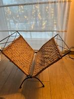 Mooie kranten- en tijdschriftenhouder, Huis en Inrichting, Woonaccessoires | Krantenbakken en Lectuurbakken, Ophalen, Zo goed als nieuw