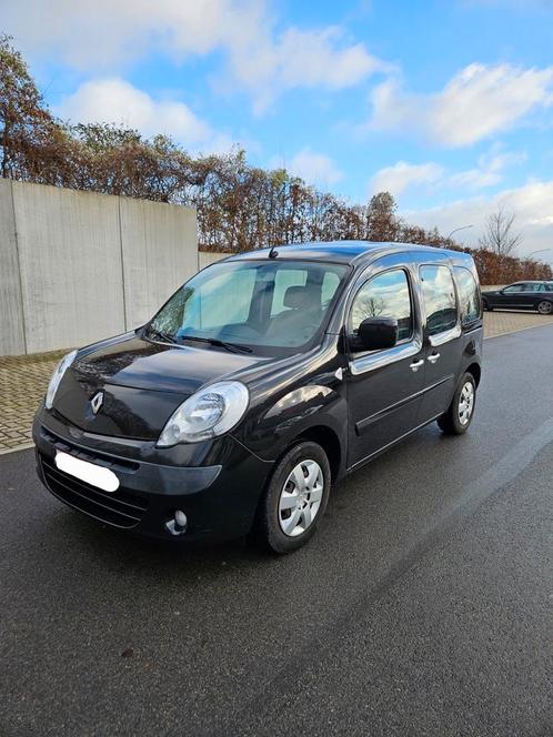 Aanvraag tot inschrij 2011 1.6 benzine 138.000 km 1e Main, Auto's, Renault, Particulier, Kangoo, Cruise Control, Benzine, Euro 5