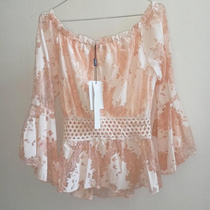 Blouse dentelle femme, Vêtements | Femmes, Blouses & Tuniques, Enlèvement