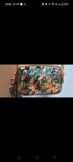 NIEUWE schhoudertas van GUESS, Handtassen en Accessoires, Ophalen