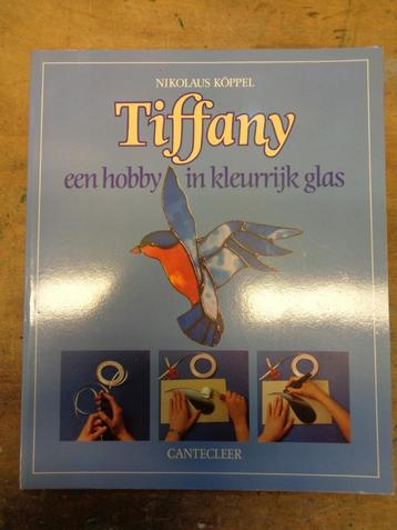 Tiffany hobby Patronen boeken beschikbaar voor biedingen