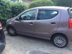 Nissan Pixo 2010, 1.0 benzine voor onderdelen of te reparere, Auto's, Handgeschakeld, Particulier, Pixo, Te koop