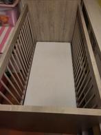 Stevig kinderbedje met mogelijk tt groter bed  zie foto 4, Kinderen en Baby's, Kinderkamer | Complete kinderkamers, Ophalen, Zo goed als nieuw