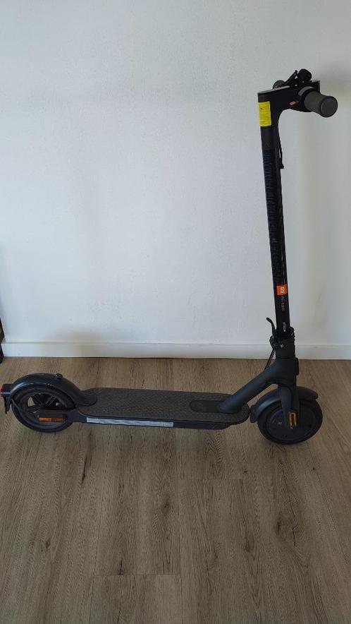 Xiaomi Mi M365 Essential Lite, Fietsen en Brommers, Steps, Zo goed als nieuw, Elektrische step (E-scooter), Ophalen