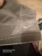 Nike laars.., Ophalen of Verzenden, Zo goed als nieuw, Grijs