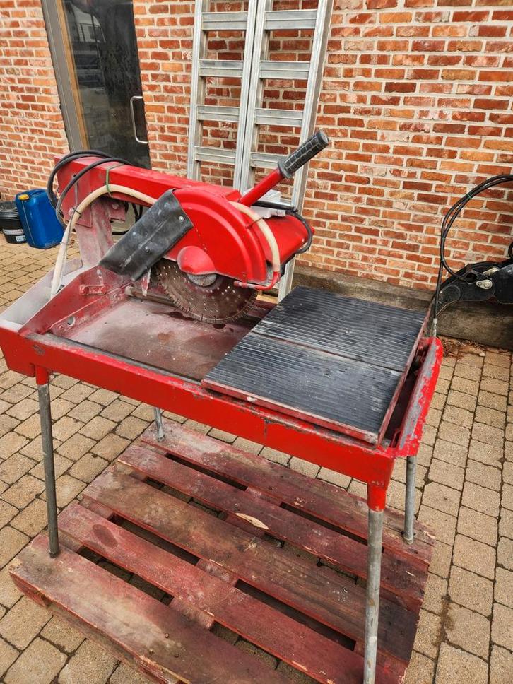 Steenzaag, Doe-het-zelf en Bouw, Gereedschap | Zaagmachines, Gebruikt, Afkortzaag, 600 tot 1200 watt, 70 mm of meer, Ophalen