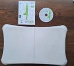 Wii fit + wii balance board met  behuizing. afspraak in bx, Ophalen of Verzenden, Zo goed als nieuw, Wii