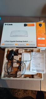 5 poort gigabit switch D-link, Enlèvement, Utilisé