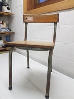 Kleine vintage stoelen - sommige Tubax 1958, Huis en Inrichting, Stoelen, Ophalen of Verzenden, Gebruikt, Metaal, Vintage