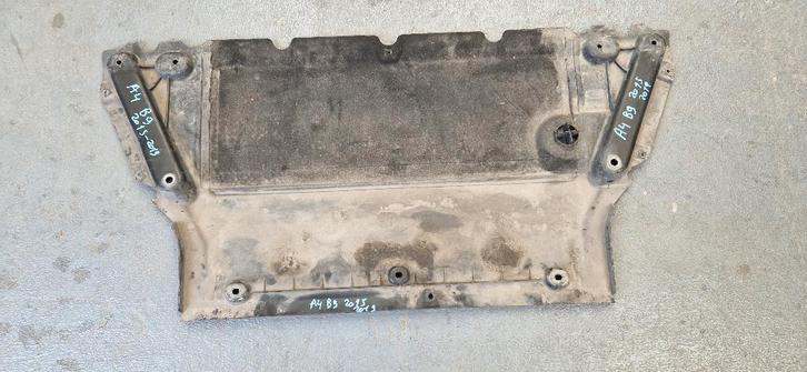 cache sous moteur AUDI A4 B9 2016 Deflecteur sous pare choc, Auto-onderdelen, Carrosserie, Audi, Voor, Ophalen