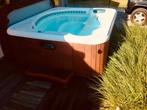 Jacuzzi met nieuwe pomp, Ophalen, Gebruikt, Pomp, Vast