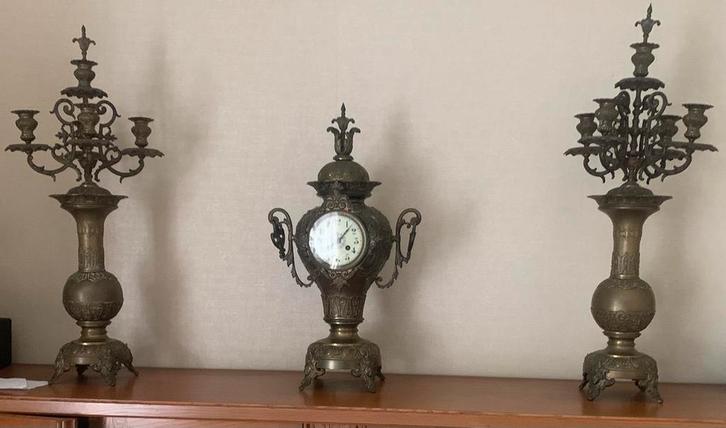 Kandelaars met horloge, Antiek en Kunst, Antiek | Kandelaars, Koper of Brons, Ophalen