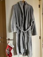 Nieuwe grijze dames badjas fleece lang - maat L / XL, Kleding | Dames, Ophalen of Verzenden, Badjas