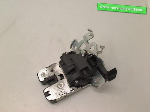 ACHTERKLEPSLOT Volkswagen Jetta IV (162 / 16A) (5C6827505D), Auto-onderdelen, Carrosserie, Achterklep, Volkswagen, Gebruikt