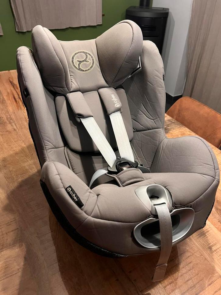 Siège auto Cybex Sirona  Grey + T Base, Enfants & Bébés, Sièges auto, Utilisé, Autres marques, Autres méthodes, Dossier réglable