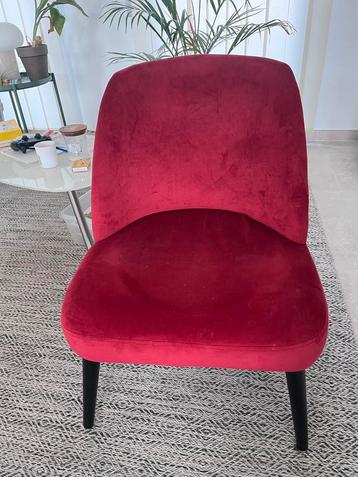 Fauteuil en velour bordeaux beschikbaar voor biedingen