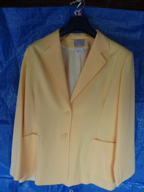 Blazer pour femme - Taille 52, Kleding | Dames, Jasjes, Kostuums en Pakken, Nieuw, Maat 46/48 (XL) of groter, Geel, Ophalen