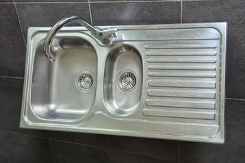 Évier inox 95x50 cm avec robinet – bon état, Enlèvement, Utilisé, Inox, Robinet