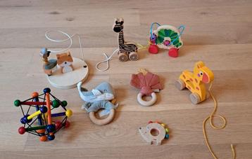 Houten kinderspeelgoed beschikbaar voor biedingen