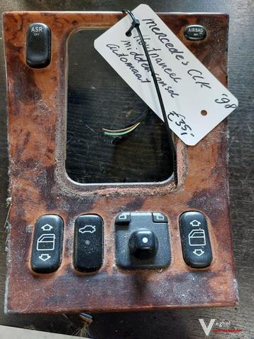 CLK houtpaneel middenconsole automaat '98 beschikbaar voor biedingen