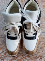 Knappe sneakers AMISU - 39, Wit, Ophalen of Verzenden, Zo goed als nieuw, Sneakers