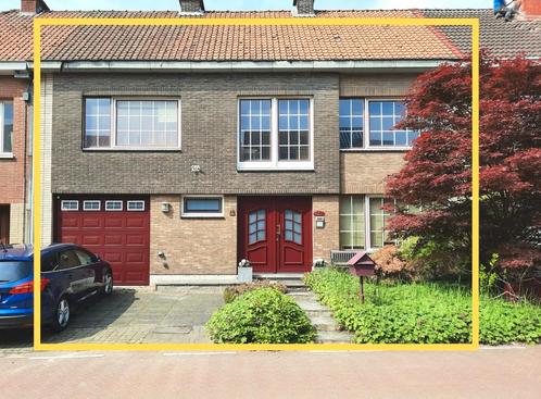 Maison spacieuse, grand jardin, nombreuses pièces (383 m²), Immo, Maisons à vendre, Province de Flandre-Orientale, 200 à 500 m²