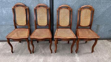Set van 4 vintage rotan stoelen  beschikbaar voor biedingen