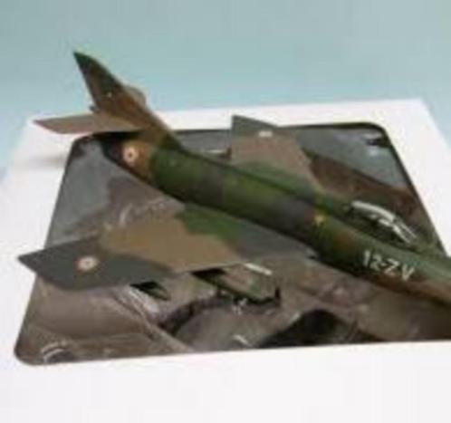 Avion de chasse Super Mystère 1/72 TANGUY LAVERDURE NEUF+BTE, Hobby en Vrije tijd, Modelbouw | Vliegtuigen en Helikopters, Nieuw