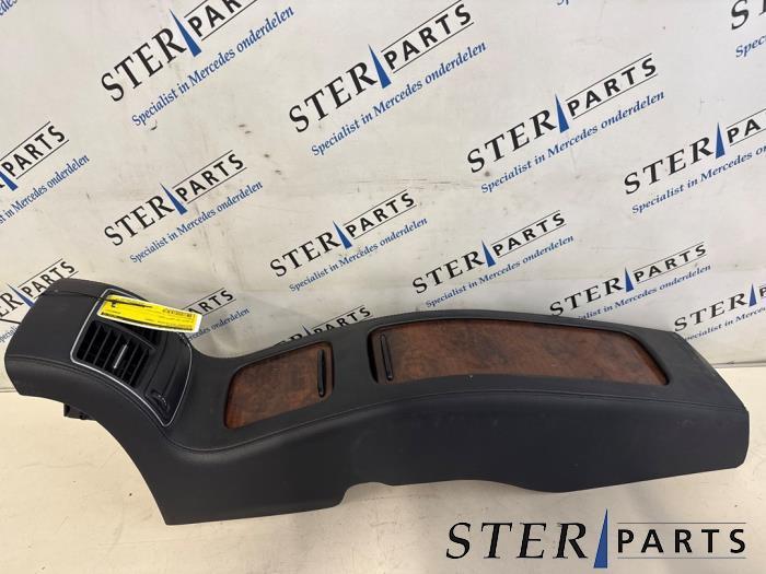 Console centrale d'un Mercedes CLS-Klasse, Autos : Pièces & Accessoires, Habitacle & Garnissage, Mercedes-Benz, Utilisé, 3 mois de garantie