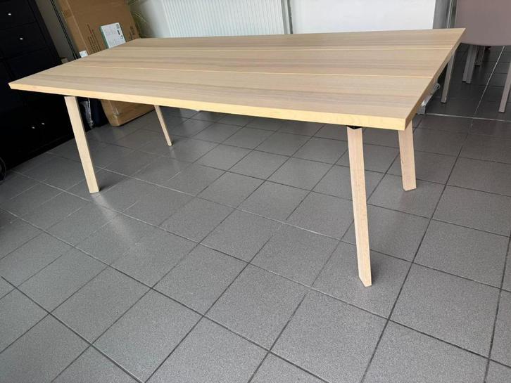 Ypperlig eettafel ikea, Huis en Inrichting, Tafels | Eettafels, Zo goed als nieuw, 50 tot 100 cm, 150 tot 200 cm, Vijf personen of meer