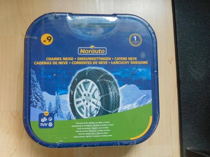 Chaines neige NEUVES NORAUTO jamais utilisées Montage 5', Autos : Divers, Chaînes, Neuf, Enlèvement ou Envoi