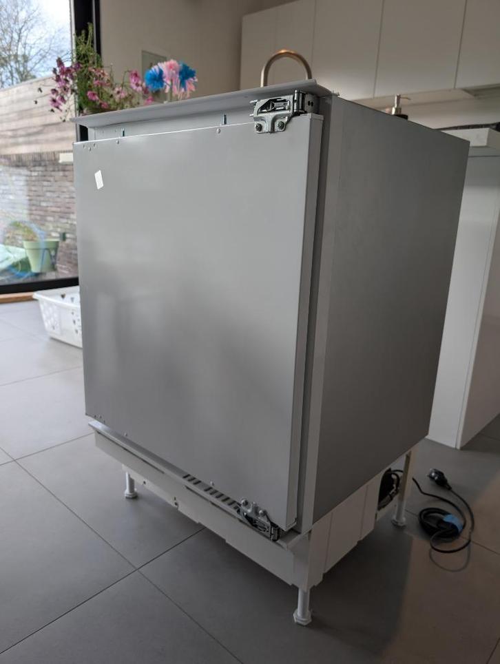 Ikea Inbouwijskast (onderbouw), Elektronische apparatuur, Koelkasten en IJskasten, Gebruikt, Zonder vriesvak, 100 tot 150 liter