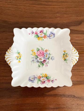 Staffordshire schaaltje Windsor beschikbaar voor biedingen