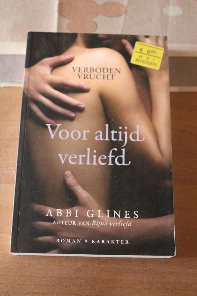 *Voor altijd verliefd - Abbi Glines, Boeken, Romans, Zo goed als nieuw, Amerika, Ophalen of Verzenden