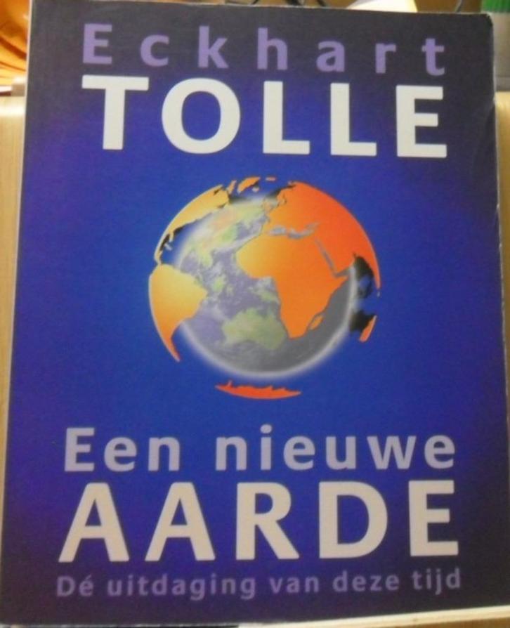 Een nieuwe aarde, Eckhart Tolle, Boeken, Esoterie en Spiritualiteit, Zo goed als nieuw, Ophalen of Verzenden