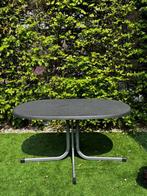 Opvouwbare tuintafel, Tuin en Terras, Tuintafels, Ophalen, Zo goed als nieuw, Ovaal, Kunststof