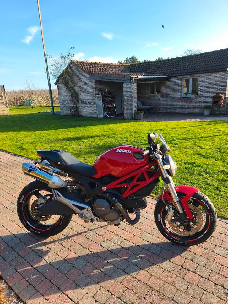 Ducati monster 696 - 10800km top staat, Motoren, Motoren | Ducati, Particulier, Naked bike, 2 cilinders, Ophalen