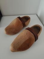 Houten klompen, Ophalen