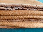 Lot de 2 couvertures : 1 laine pure Solemio + 1 autre laine, Maison & Meubles, Enlèvement, Utilisé