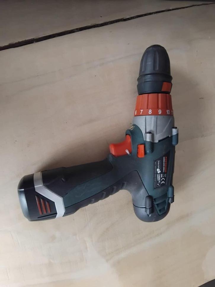 accu schroefmachine Powerplus XQ met koffer, Doe-het-zelf en Bouw, Gereedschap | Boormachines, Zo goed als nieuw, Ophalen