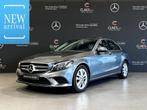 Mercedes-Benz C-Klasse 180 Avantgarde (automatique), Argent ou Gris, 1800 kg, 4 portes, Automatique